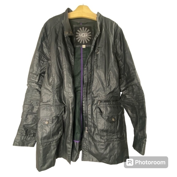 Rare UGG Zip-off Sleeve Hike Walk Travel Windbraker Jacket in Black Size M - Picture 1 of 11